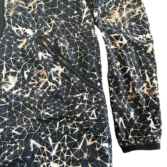 LuluLemon Women’s Miss Misty Jacket II Star Crushed Multi Waterproof - Size 2 - Picture 7 of 10